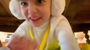 Мистер Макс • Mister Max - Прятки во дворце с Максом и Катей