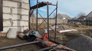 Делаю вентиляцию. Сосед хочет открыть казино.