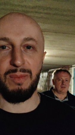 В гостях у самого брутального отечественного производителя аудио - милости просим в гаражи! :)
