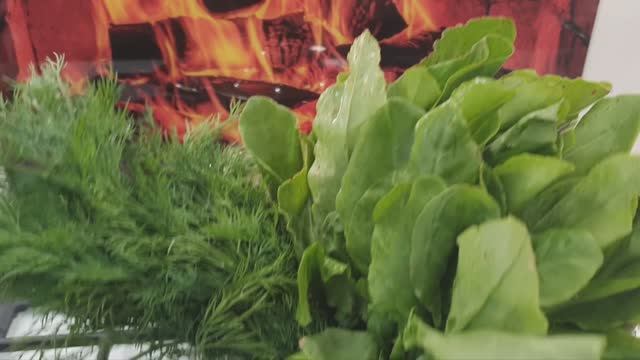 🤗Зелёный борщ со щавелем, фасолью и яйцами.🥗