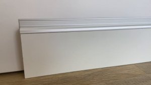 Плинтус алюминиевый скрытого монтажа 100х80х12 мм серебро с вставкой МДФ 80 мм грунт под покраску