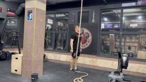 Захват каната стоя на полу|J-hook on the rope from floor