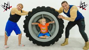 Влад и Ники. Влад и Крис хотят быть сильными, как спортсмены! Видео для детей.
