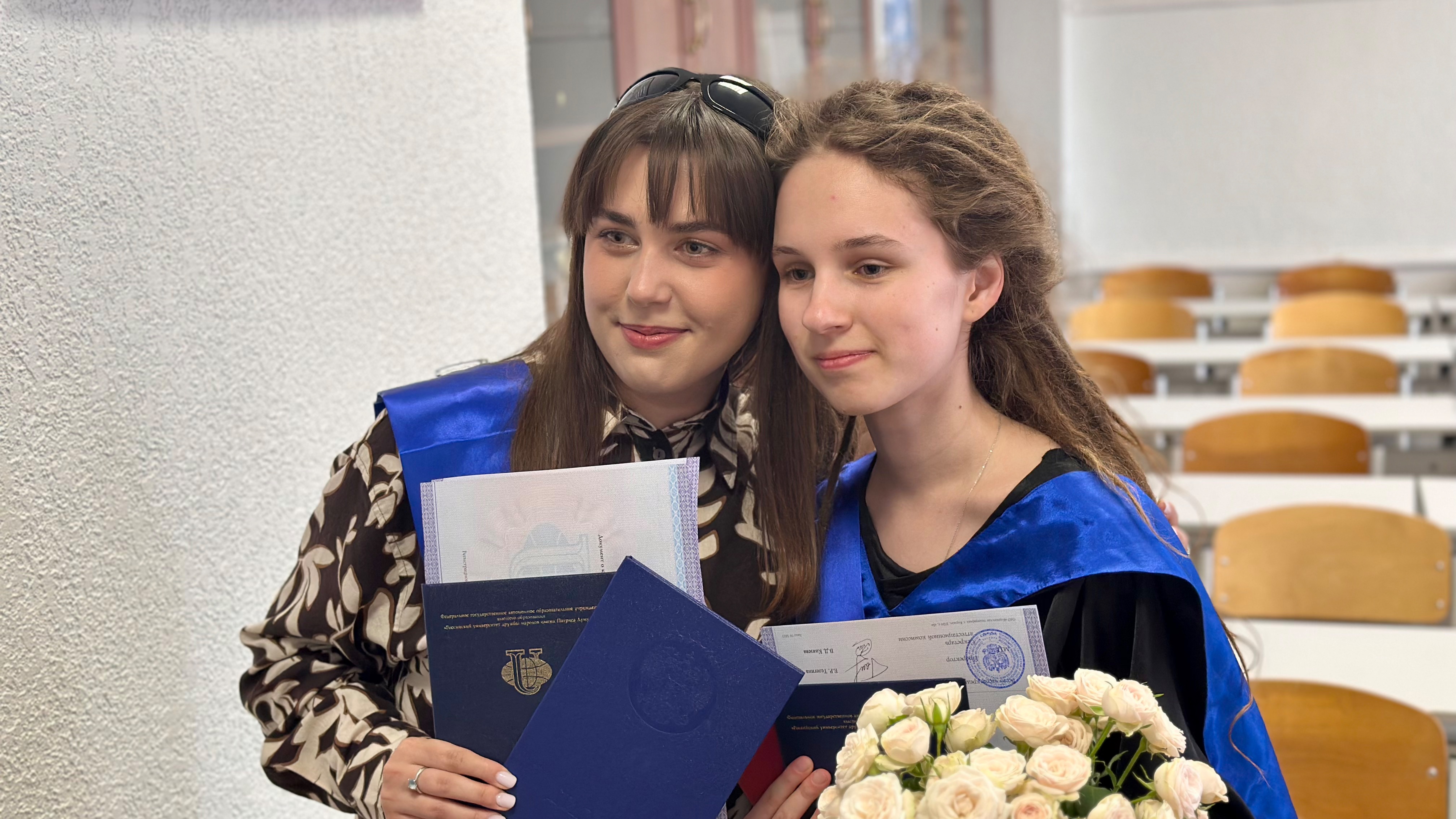 Вручение диплома переводчика (Секция французского языка ФГСН/РУДН "25 июня 2025") - 4K