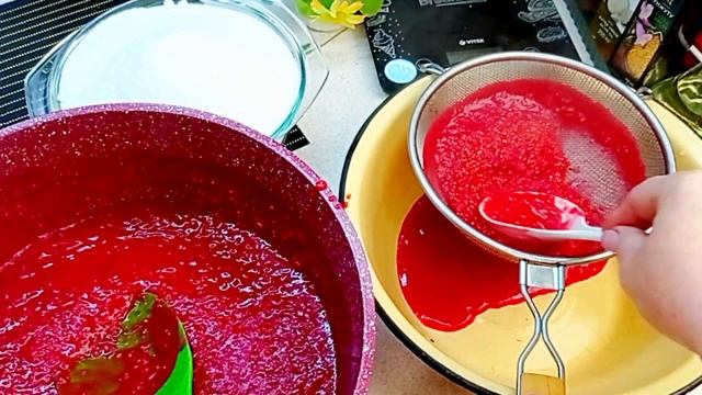 РУБИНОВОЕ ВОЛШЕБСТВО. Домашнее желе из красной смородины.