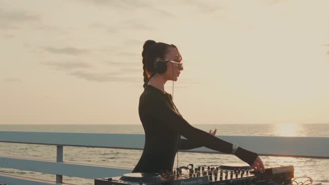 KRISTEN KROFT - Epic Sunset Mix： Melodic Techno & Progressive House ｜ Cinematic Set 2025