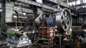 Щековая дробилка СМД-111 ОАО ЭЗТМ/Shchekovy SMD-111 crusher of production of JSC EZTM (test)