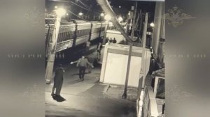 МВД России публикует видео задержания мужчины в Воронежской области