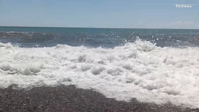 Сочи Адлер Чёрное море сегодня 26 июня 2025. Какая обстановка на Центральном пляже сейчас, погода