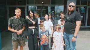 Главное дети счастливы.Вова брат красава !!!