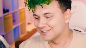 Милс PLAY - Я больше НЕ ПОЙДУ в ШКОЛЬНЫЙ ТУАЛЕТ 🚽 Истории из ШКОЛЫ