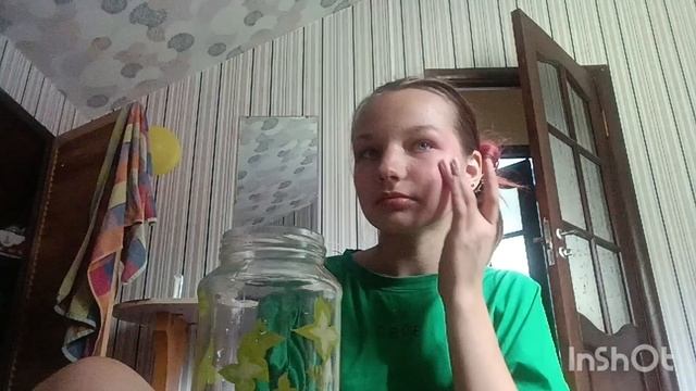 делаю макияж акварельными карандашами
(лучше бы не делала)