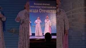"Две берёзки" поет Забава.mp4