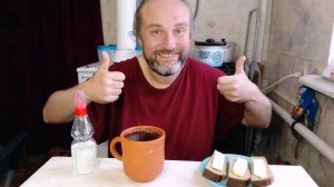 сегодня на завтрак бутерброды с маслом и чай-чаёк. мукбанг. обжор. еда на камеру. диета. шизофрения.
