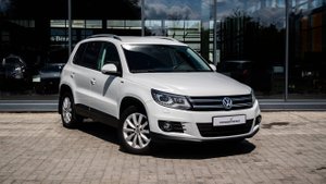 VOLKSWAGEN TIGUAN БЕЛЫЙ