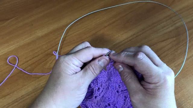 Сегодня вяжем очередную красоту спицами