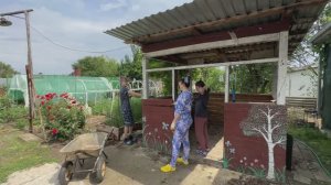ЗАЧЕМ РАЗОБРАЛИ СТАРУЮ БЕСЕДКУ? Уборка на участке / Простая жизнь в деревне.