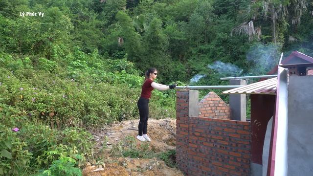 Clean Bathroom Combined With Toilet Built Adjacent To Kitchen. Ly Phuc Vy