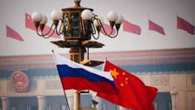 Суда выдают себя за российские и китайские, опасаясь атак в Ормузском проливе