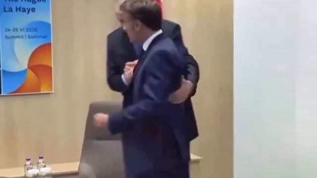 🔴Петух Макрон🔴Политическое «Джиу-джитсу» от Эрдогана🙂🔴
