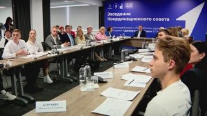 Губернатор Игорь Руденя накануне Дня молодежи встретился с активистами