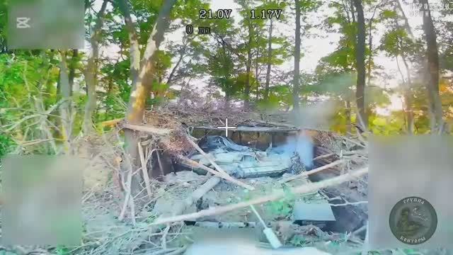 Уничтожение ударом оптоволоконного FPV-дрона танка Всу в районе н.п Песчаное 💥🇷🇺👊
