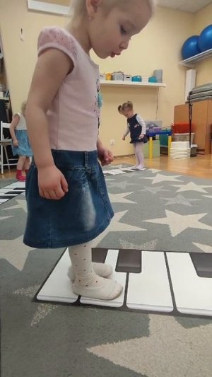 Музыка с мамой - это весело #элягеннадьевна #железнова #3года