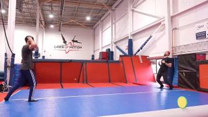 Трюки Человека-Паука из Вселенной Паука в реальной жизни