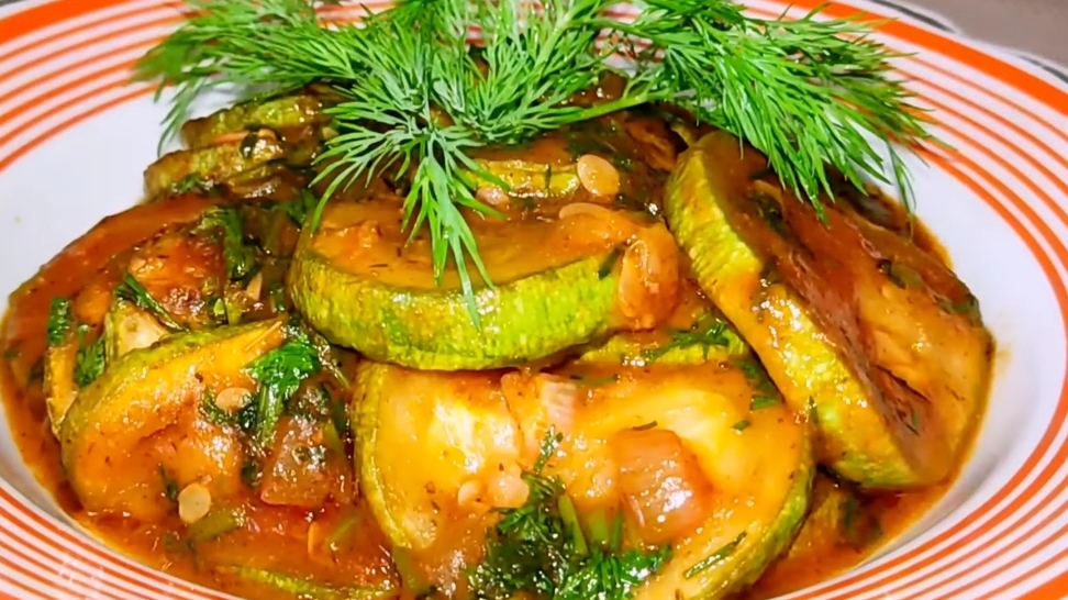 Кабачки по - кавказски Очень вкусное бюджетное блюдо! Обалденные кабачки! Отличный рецепт!
