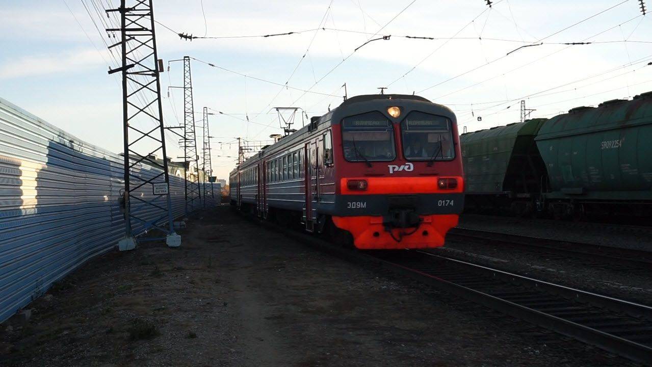Электропоезд ЭД9М-0174. Аламбайский экспресс.