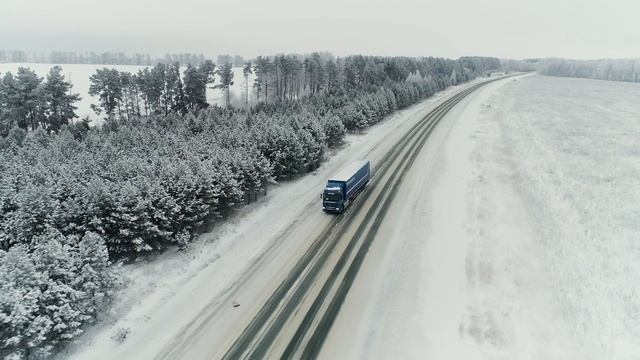 0_Truck_Winter_3840x2160