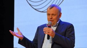 Шесть специалистов Магаданского отделения Банка России наградили благодарственными письмами