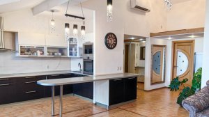 ул. Красногвардейская, 25