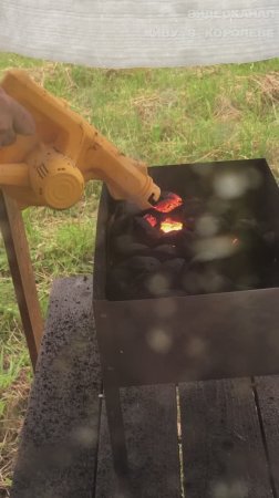 Дождь шашлыку не помеха. Пеллеты, газовая горелка и строительный пылесос