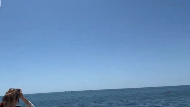 Сочи Адлер сегодня 27 июня 2025. Вот такая обстановка на море сейчас. Какая погода. Центральный пляж
