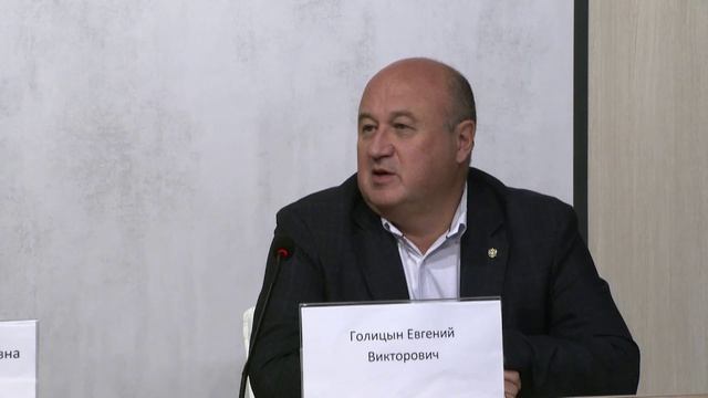 "Я выбираю - нас выбирают": история и перспективы развития избирательных комиссий в России