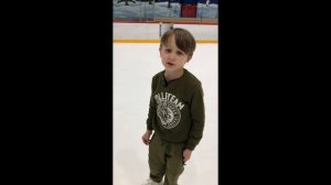 Фитнес на коньках. Качаем переднюю поверхность бедра.