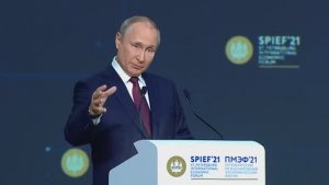 4 июня 2021 года. Выступление Владимира Путина на пленарном заседании ПМЭФ-2021.