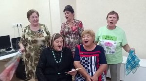 Шуточная песня: "Как хотела меня мать"...
