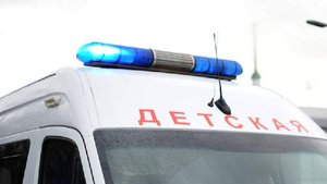 В Подмосковье полуторагодовалый ребенок упал с высоты второго этажа