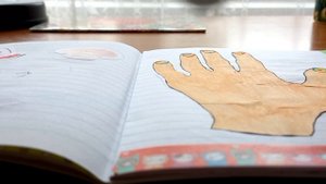 распаковк бумажных Сюрпризов новинка кроватки