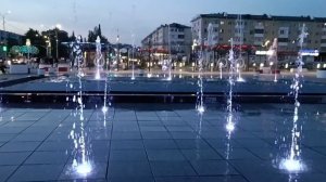 Можно долго смотреть на воду в  фонтане.