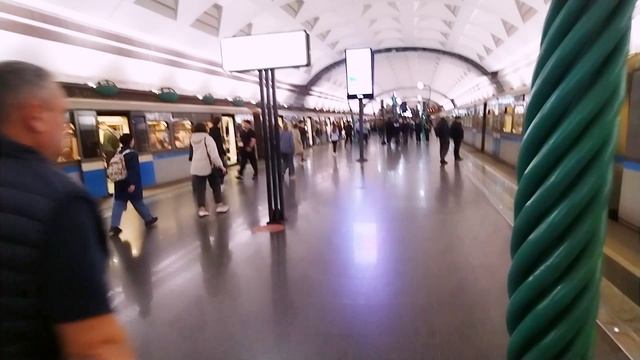 Станция Славянский бульвар Московского Метрополитена