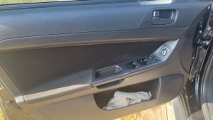 Замена динамиков в Mitsubishi Lancer X на Dl audio Phoenix Punch Machine 165