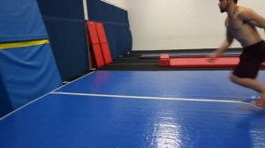 Ник против. Воздушный трюк (паркур и фрираннинг)