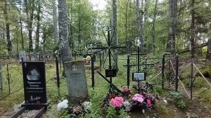 Тверская область, Бежецкий район, село Еськи, кладбище