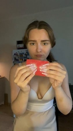 WB #166670400 Ozon #1159756433 
Просто волшебный карандаш для спасения от пятен 💙