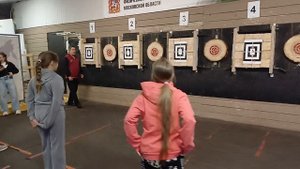 Турнир по дартс для воспитанников летнего лагеря Семейного эко-клуба "Счастливчик". 27.06.2025