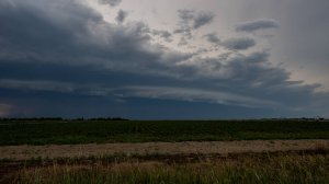 Слабая гроза с взрывным громом 16/06/2025