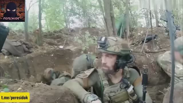 Наши парни попали под огонь вражеского танка